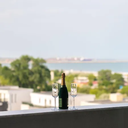 Eva In Odyssey & Pool 公寓 *