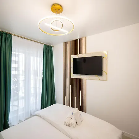 Apartament Eva In Odyssey & Pool