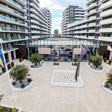 Eva In Odyssey & Pool Mamaja